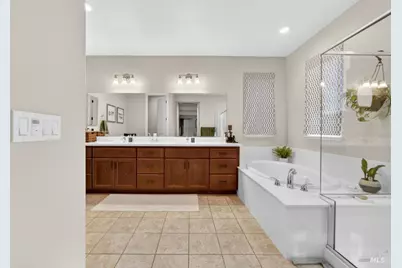 450 Syracuse Lane, Dixon, CA 95620 - Photo 45