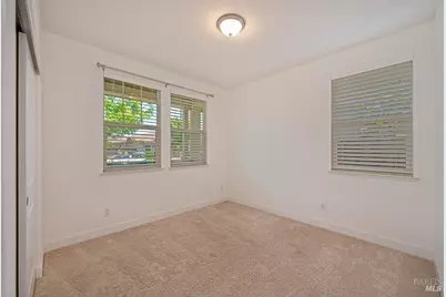 402 Crimson Circle, Vacaville, CA 95687 - Photo 13