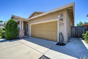 402 Crimson Cir, Vacaville, CA 95687 - Photo 5