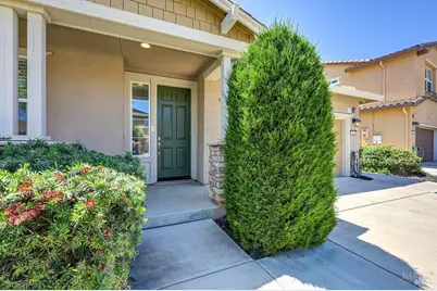 402 Crimson Circle, Vacaville, CA 95687 - Photo 3