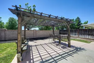 402 Crimson Cir, Vacaville, CA 95687 - Photo 45