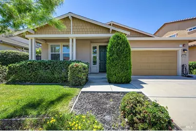 402 Crimson Circle, Vacaville, CA 95687 - Photo 1