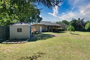 1025 E Tennessee Ct, Fairfield, CA 94533 - Photo 17