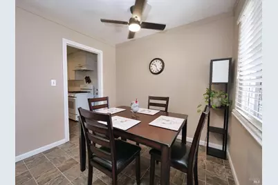1025 E Tennessee Court, Fairfield, CA 94533 - Photo 5
