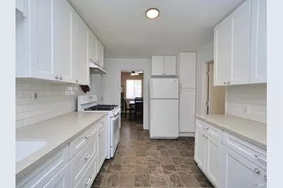1025 E Tennessee Court, Fairfield, CA 94533 - Photo 7