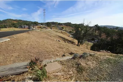 1041 Eastridge Drive, Napa, CA 94558 - Photo 13