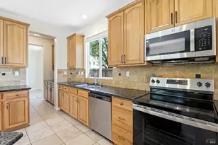 1725 Dover Cir, Suisun City, CA 94585 - Photo 27