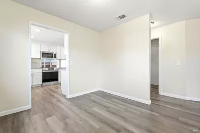 1101 Woodridge Drive, Vacaville, CA 95687 - Photo 15
