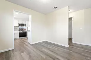 1101 Woodridge Dr, Vacaville, CA 95687 - Photo 15