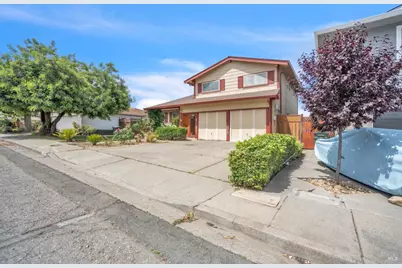 125 Skyway Drive, Vallejo, CA 94591 - Photo 3