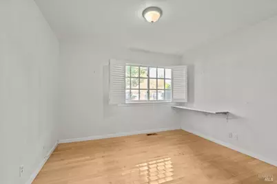 2539 Rollingwood Drive, Napa, CA 94558 - Photo 7