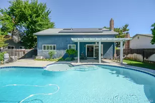 1145 Woodvale Dr, Dixon, CA 95620 - Photo 1