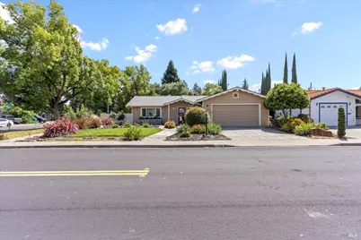 100 Rainier Circle, Vacaville, CA 95687 - Photo 7