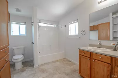 Barcelona Circle, Fairfield, CA 94533 - Photo 21