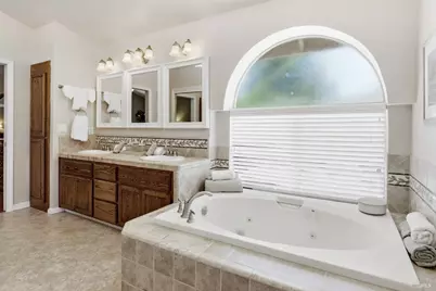 380 Fountain Way, Dixon, CA 95620 - Photo 23