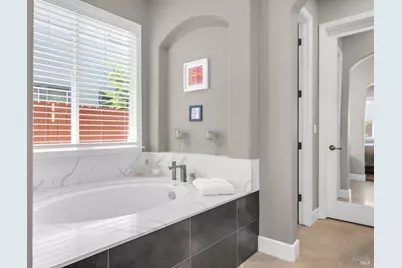 625 Sparrowhawk Drive, Vacaville, CA 95687 - Photo 21