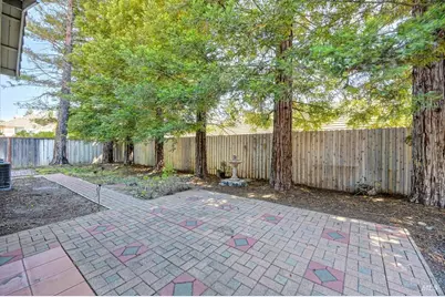 281 Silver Eagle Way, Vacaville, CA 95688 - Photo 27
