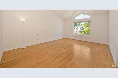 281 Silver Eagle Way, Vacaville, CA 95688 - Photo 15