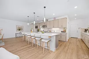 425 Royal National Rd, Vacaville, CA 95687 - Photo 61