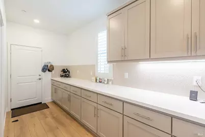 425 Royal National Road, Vacaville, CA 94533 - Photo 41