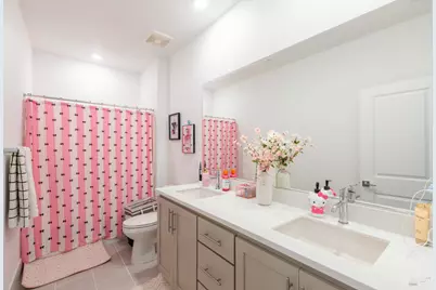 425 Royal National Road, Vacaville, CA 94533 - Photo 67