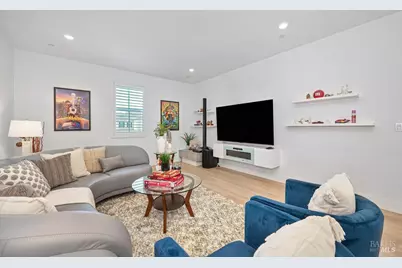 425 Royal National Road, Vacaville, CA 95687 - Photo 81