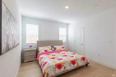 425 Royal National Road, Vacaville, CA 94533 - Photo 19