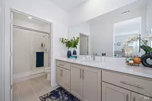 425 Royal National Rd, Vacaville, CA 95687 - Photo 79