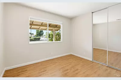 395 Spindrift Way, Vacaville, CA 95687 - Photo 17