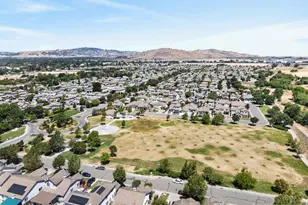 1664 Hickam Cir, Suisun City, CA 94585 - Photo 45