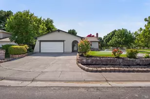 795 Michele Ct, Dixon, CA 95620 - Photo 1