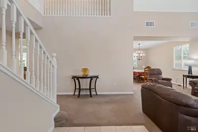 913 Zephyr Lane, Vacaville, CA 95687 - Photo 9