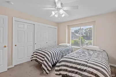 913 Zephyr Lane, Vacaville, CA 95687 - Photo 49