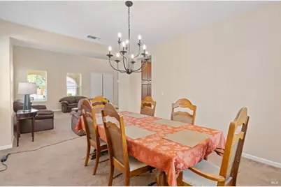 913 Zephyr Lane, Vacaville, CA 95687 - Photo 13