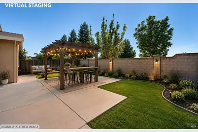 402 Crimson Circle, Vacaville, CA 95687 - Photo 5