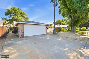 858 Studding Sail St, Vacaville, CA 95687 - Photo 3