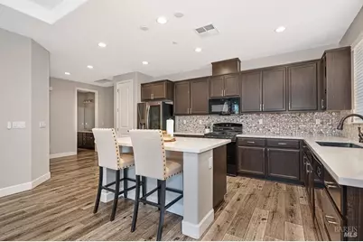 584 Kingbird Circle, Vacaville, CA 95688 - Photo 7