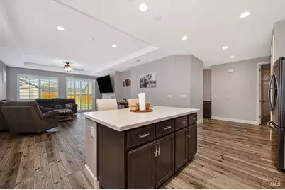 584 Kingbird Circle, Vacaville, CA 95688 - Photo 9