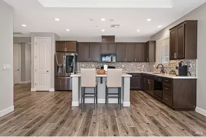 584 Kingbird Circle, Vacaville, CA 95688 - Photo 5