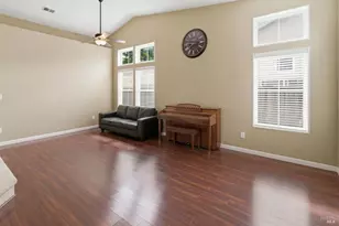 1316 Summer Grove Cir, Fairfield, CA 94534 - Photo 7