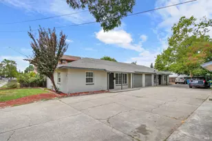 520 S 1st St, Dixon, CA 95620 - Photo 1