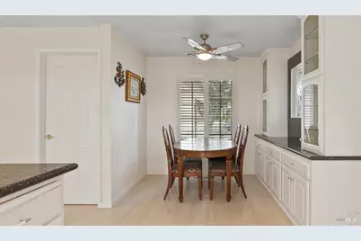 5062 Brookdale Circle, Fairfield, CA 94534 - Photo 5