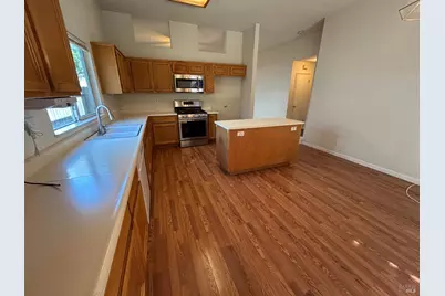 1915 Dorris Court, Dixon, CA 95620 - Photo 7
