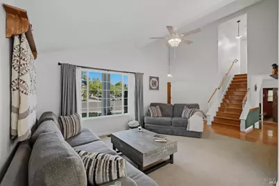 124 Kingsland Court, Vacaville, CA 95687 - Photo 7