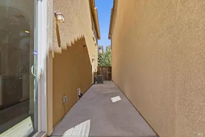2709 Gramercy Place, Fairfield, CA 94533 - Photo 27