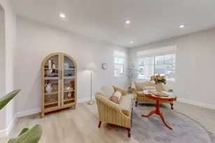 425 Vanderbilt Dr, Dixon, CA 95620 - Photo 5
