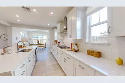 425 Vanderbilt Drive, Dixon, CA 95620 - Photo 15