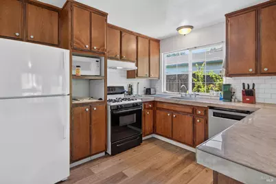 514 W 4th Street, Cloverdale, CA 95425 - Photo 7