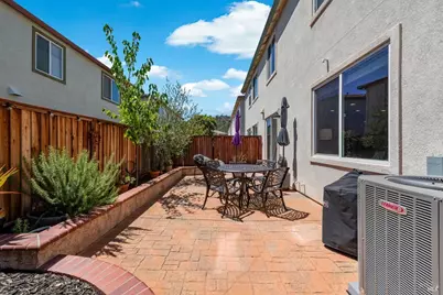 431 Rosso Court, Vacaville, CA 95687 - Photo 35