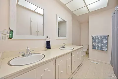500 Wellington Way, Vacaville, CA 95688 - Photo 21